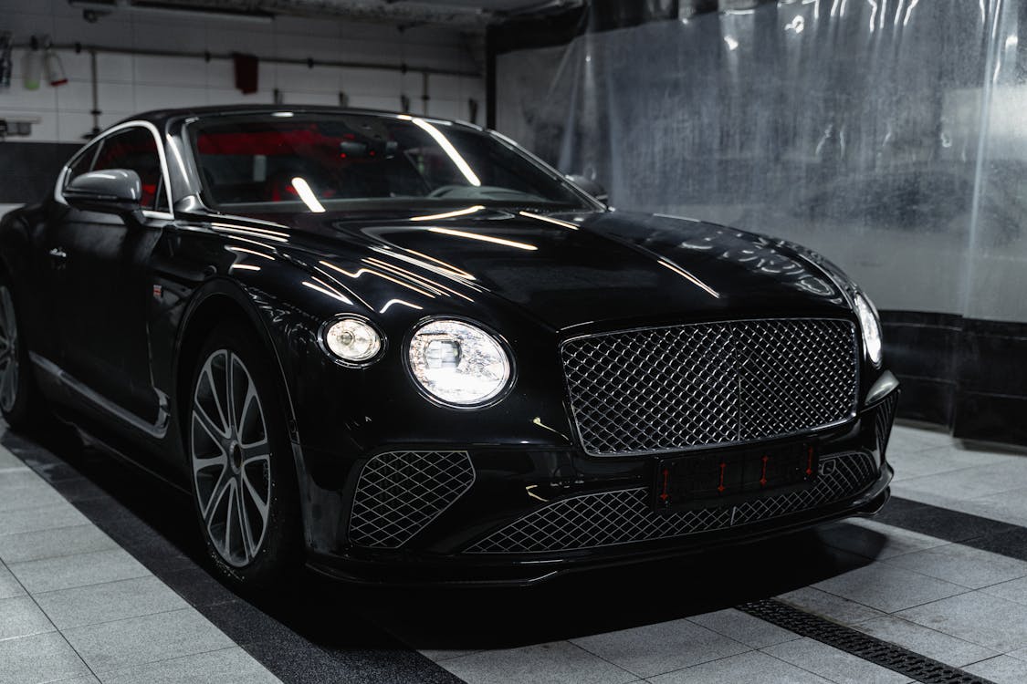 luxury chauffeur driven wedding car