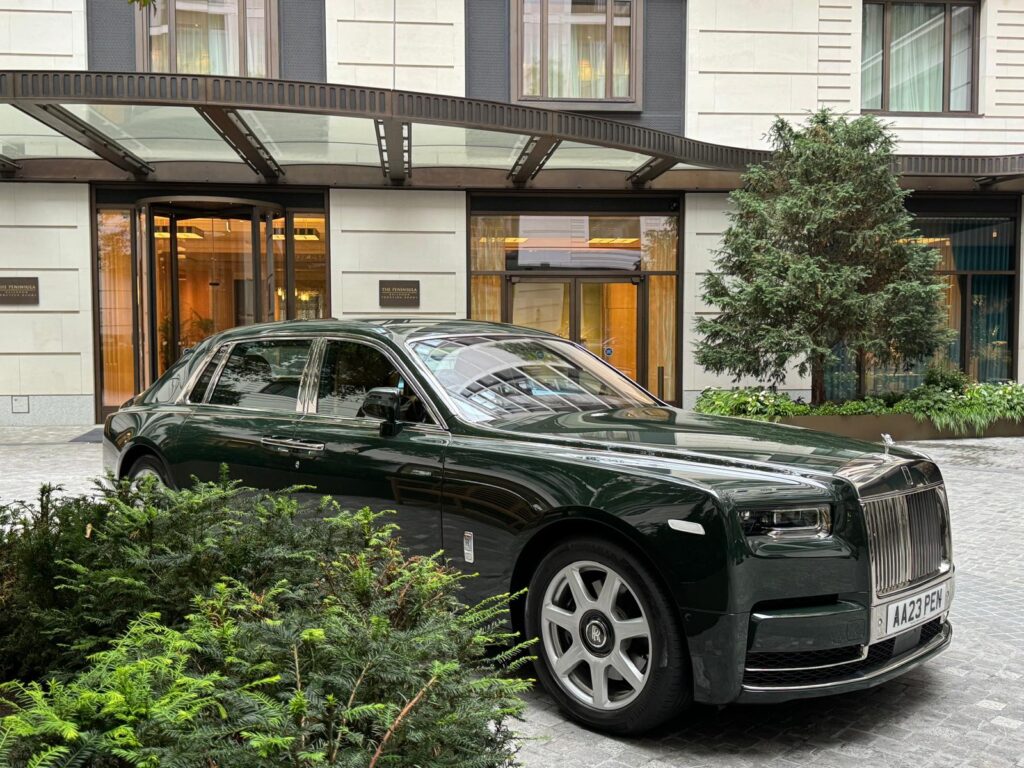 luxury minibus chauffeur in London