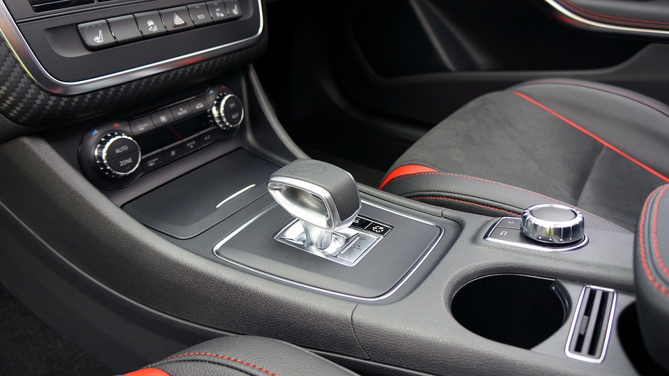 Luxury minivan service in London