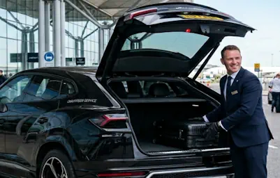 lamborghini urus chauffeur service airport transfer