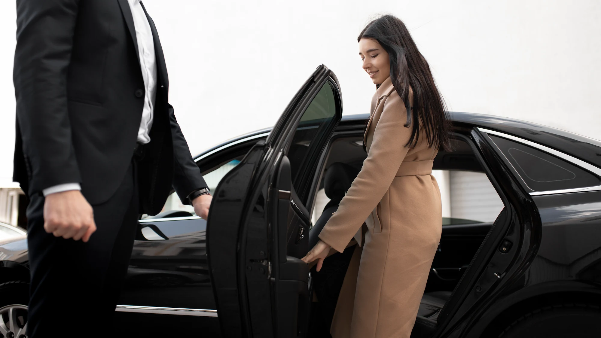 London Luxury Travel & Chauffeur Insights | VIPCARS 12 VIPCARS Chauffeurs Luxury Chauffeur Service London: The Elite, First-Class Standard for Every Journey